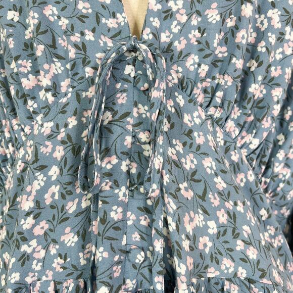 Torrid | Floral Powder Blue White Button V Neck Bell Puff Sleeve Mini Dress 16 - Picture 5 of 11